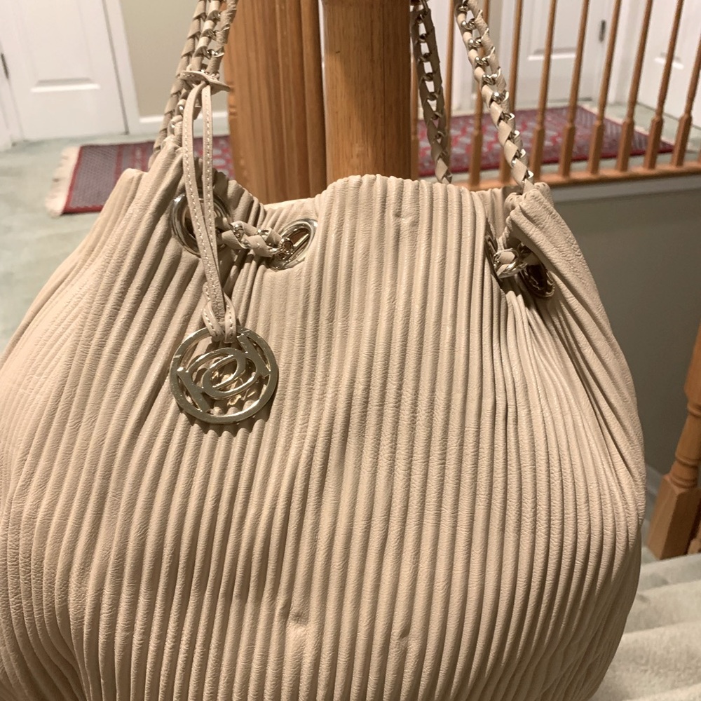 Bebe beige bag